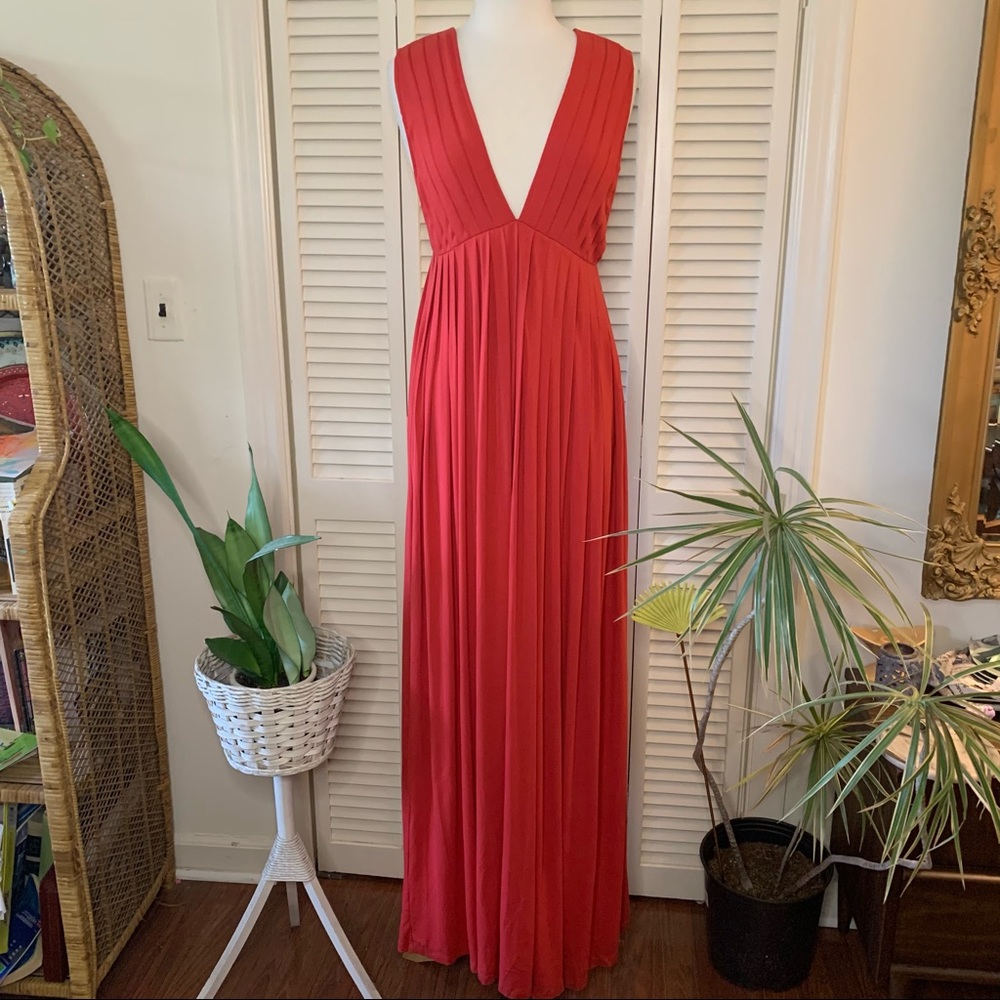 Alice + Olivia red Grecian style dress